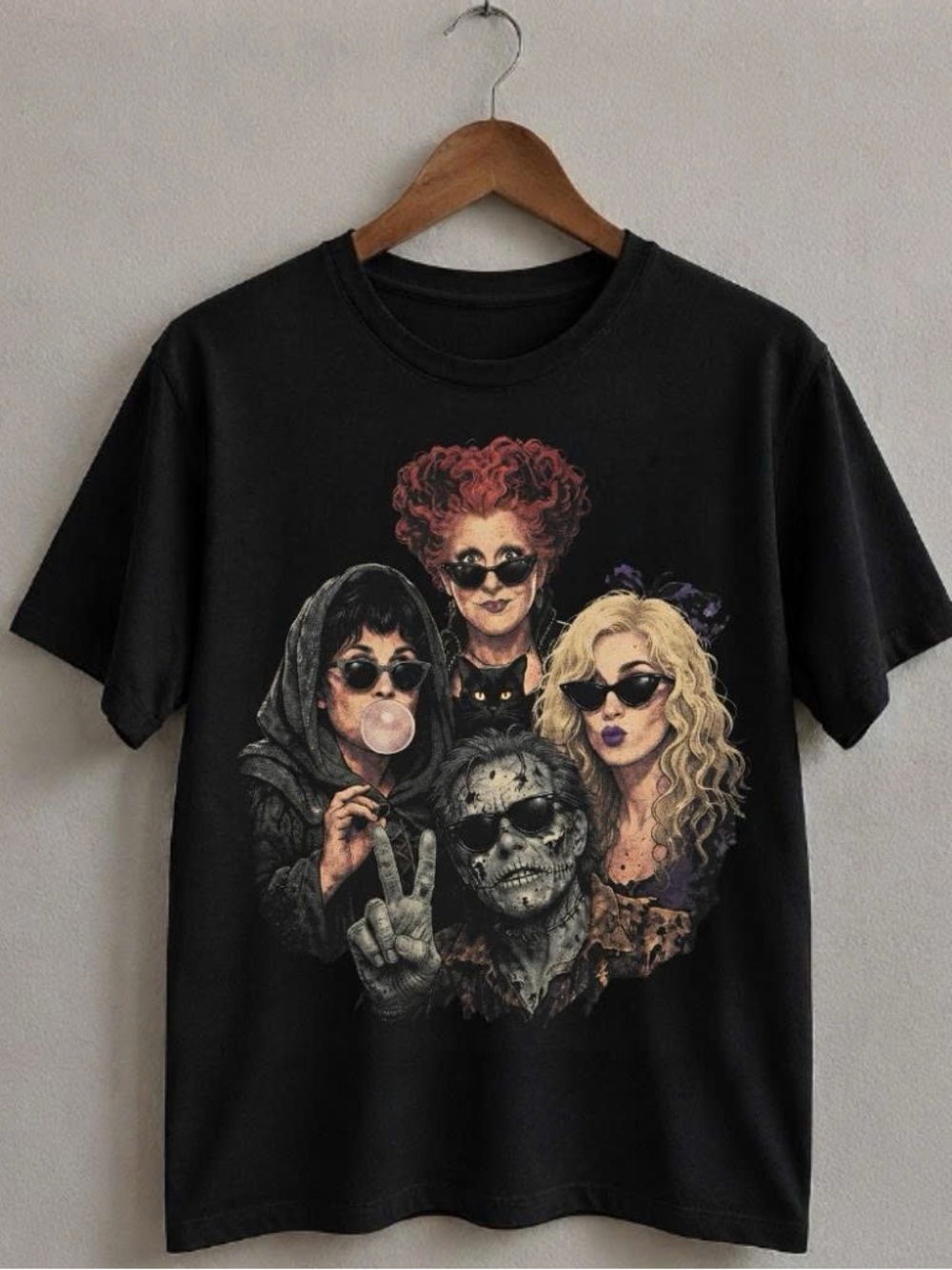 Gildan BlackShirt With Halloween Hocus Pocus Portrait Selfie Graphic Tee